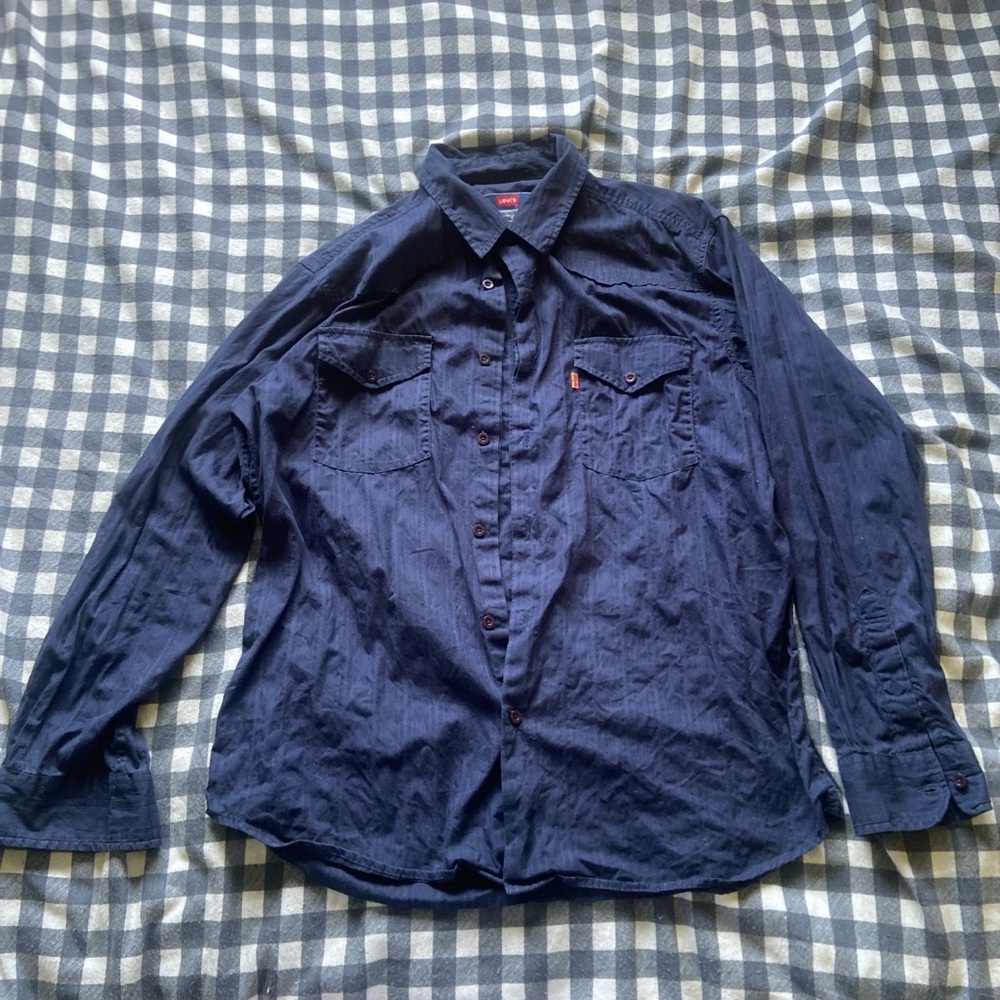1970s vintage Levi’s orange tab button up dress shirt dark blue Size M male